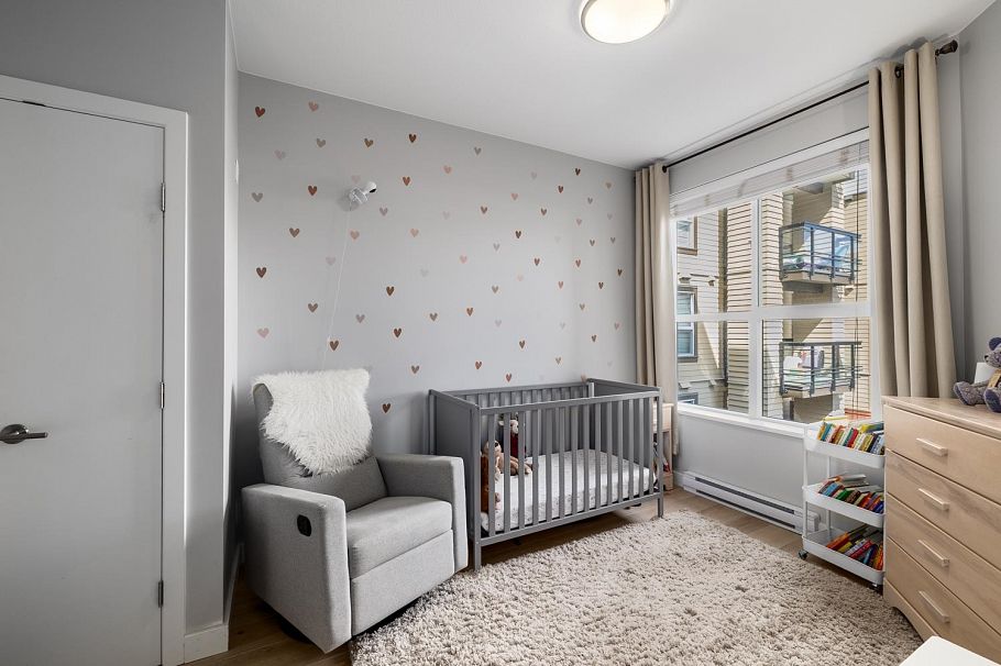 207 3205 Mountain Highway North Vancouver, BC - 20