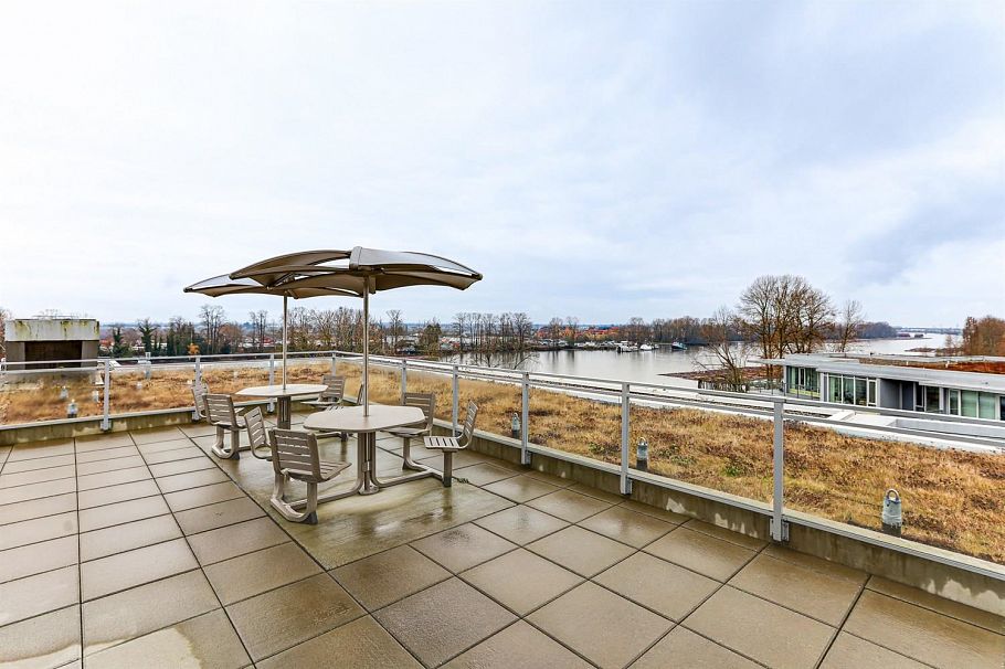 108 3188 Riverwalk Avenue Vancouver, BC - 31