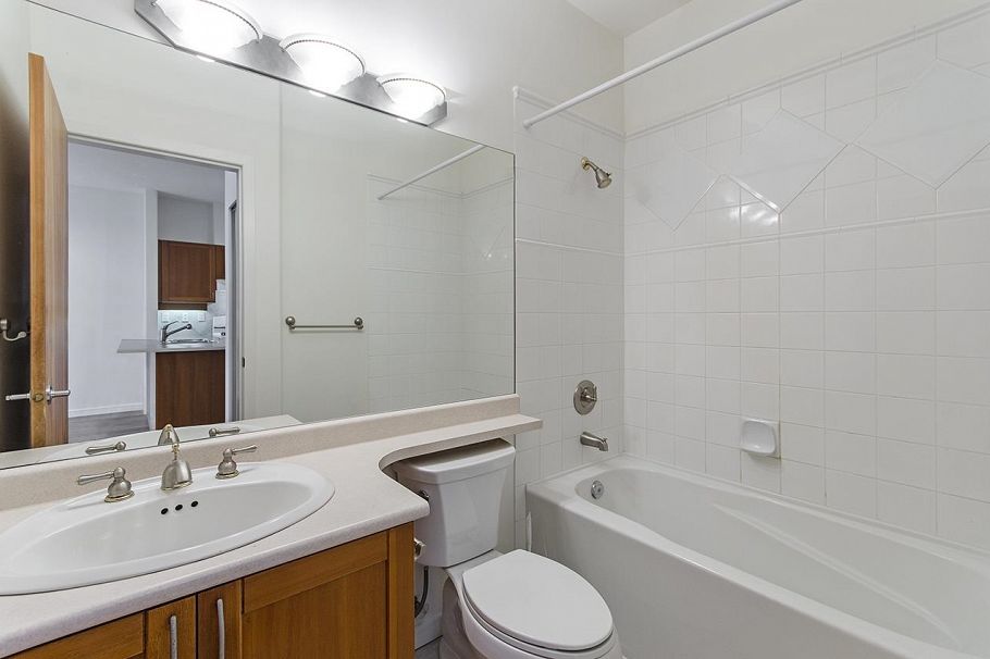 305 2688 Vine Street Vancouver, BC - 11