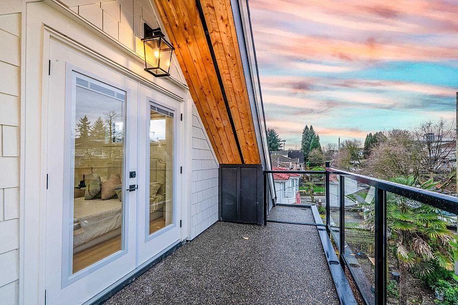 3460 Welwyn Street Vancouver, BC - 32