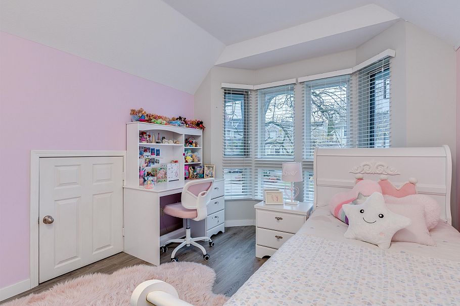 4 233 E 6th Street North Vancouver, BC - 24