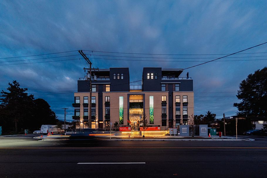 311 342 Mountain Highway North Vancouver, BC - 37