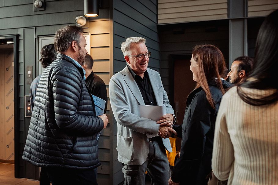 311 342 Mountain Highway North Vancouver, BC - 25