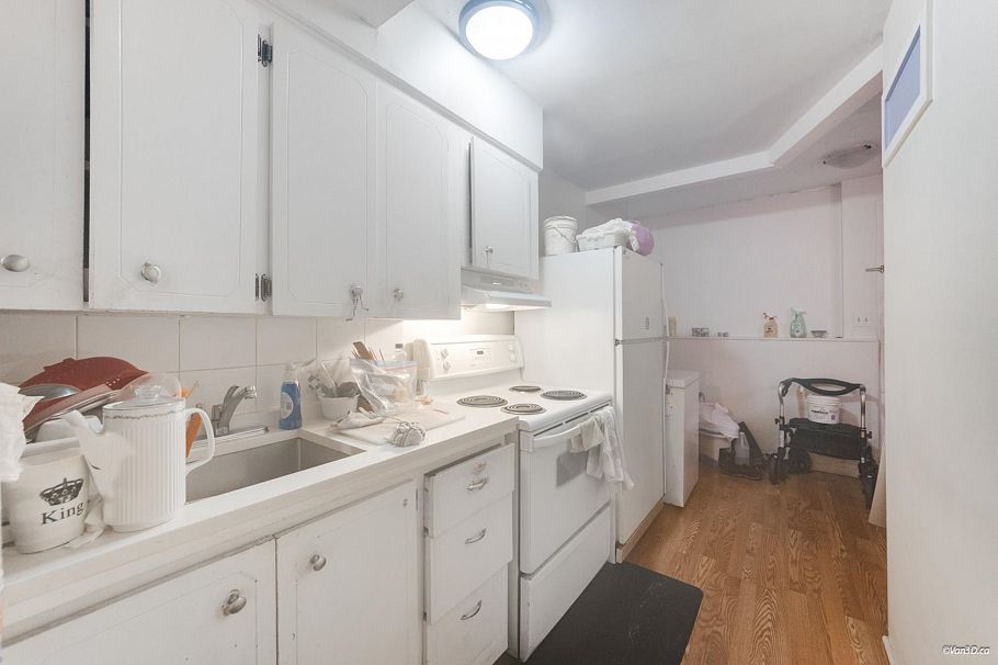 4358 Victoria Drive Vancouver, BC - 18