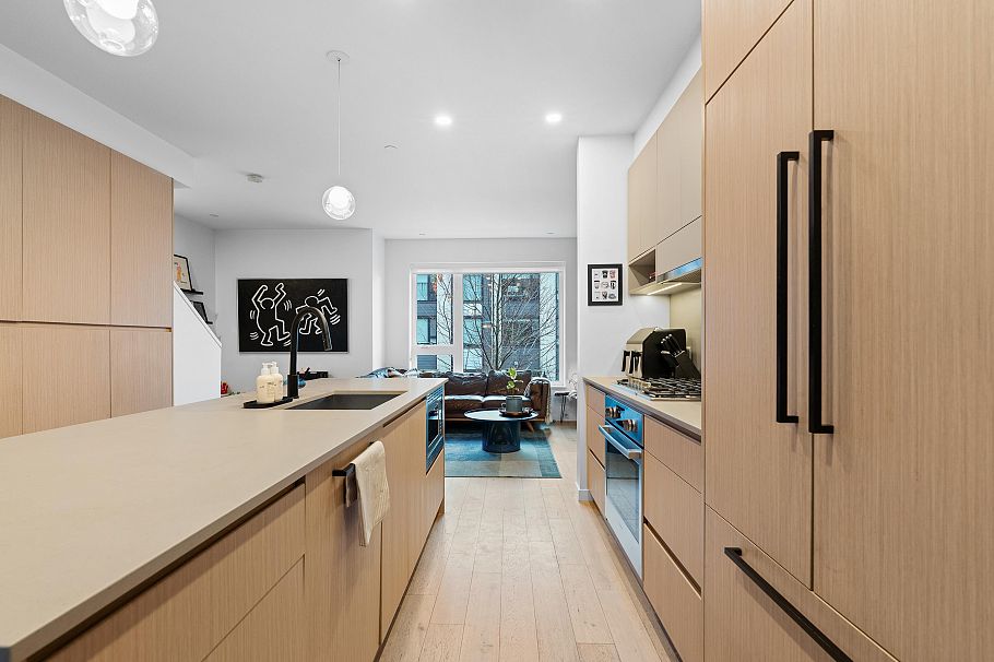 5 528 E 2nd Street North Vancouver, BC - 7