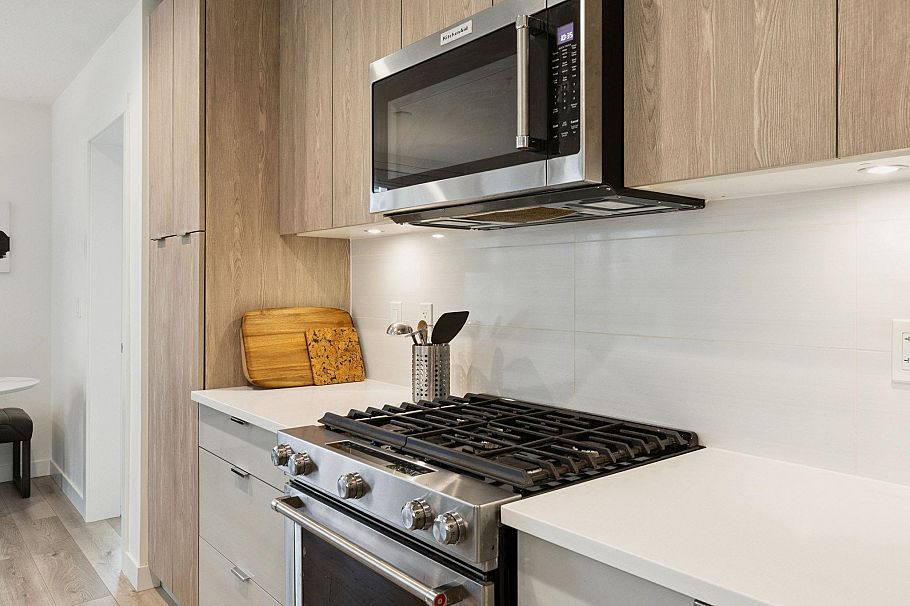 309 128 E 8th Street North Vancouver, BC - 6