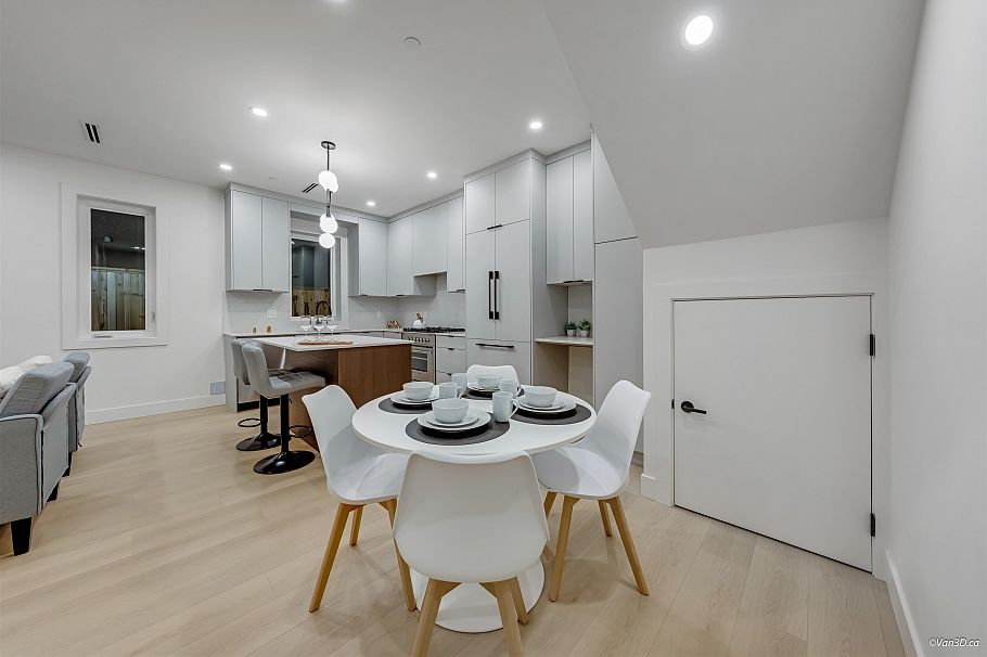 1 6730 Heather Street Vancouver, BC - 14