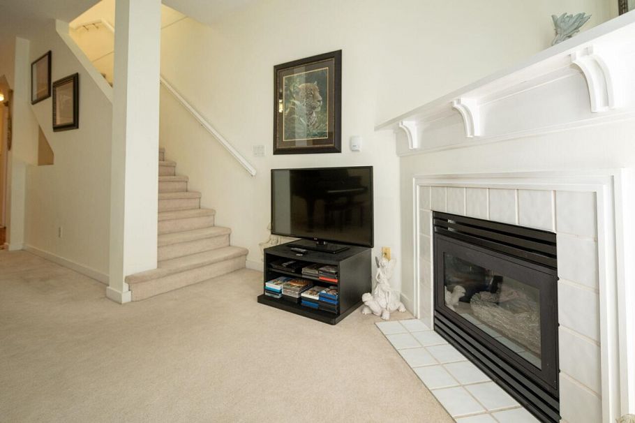 3058 E Kent Avenue South Vancouver, BC - 9