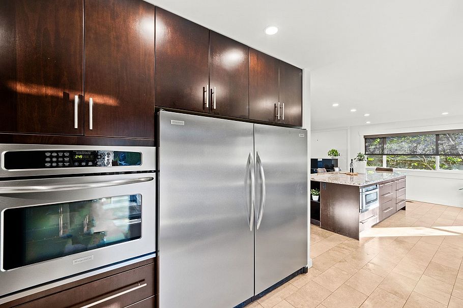 463 Beachview Drive North Vancouver, BC - 15