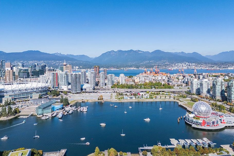 302 1616 Columbia Street Vancouver, BC - 25