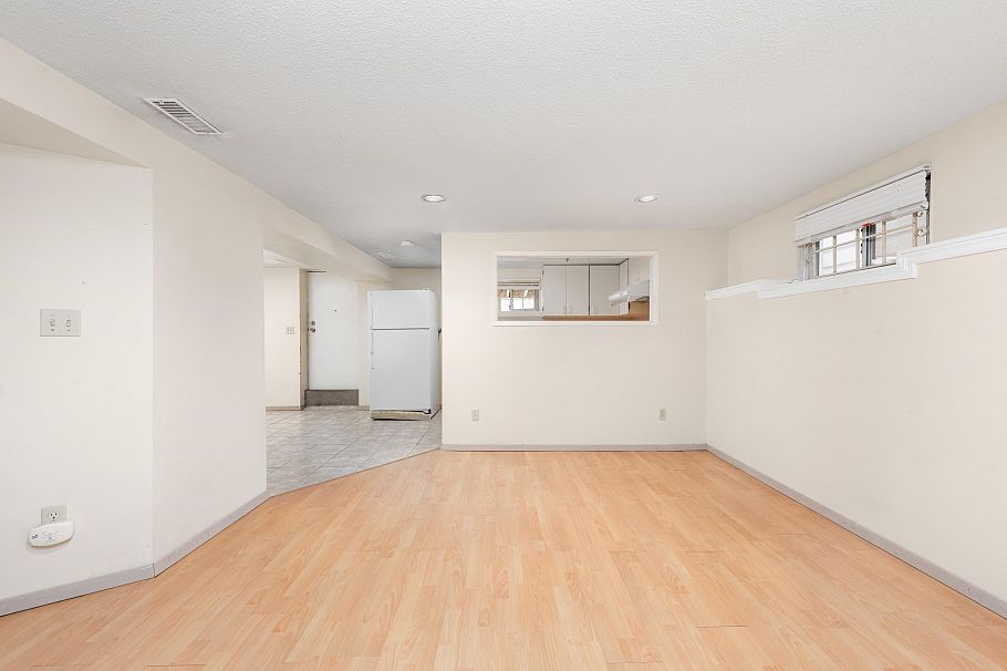 5556 Earles Street Vancouver, BC - 15