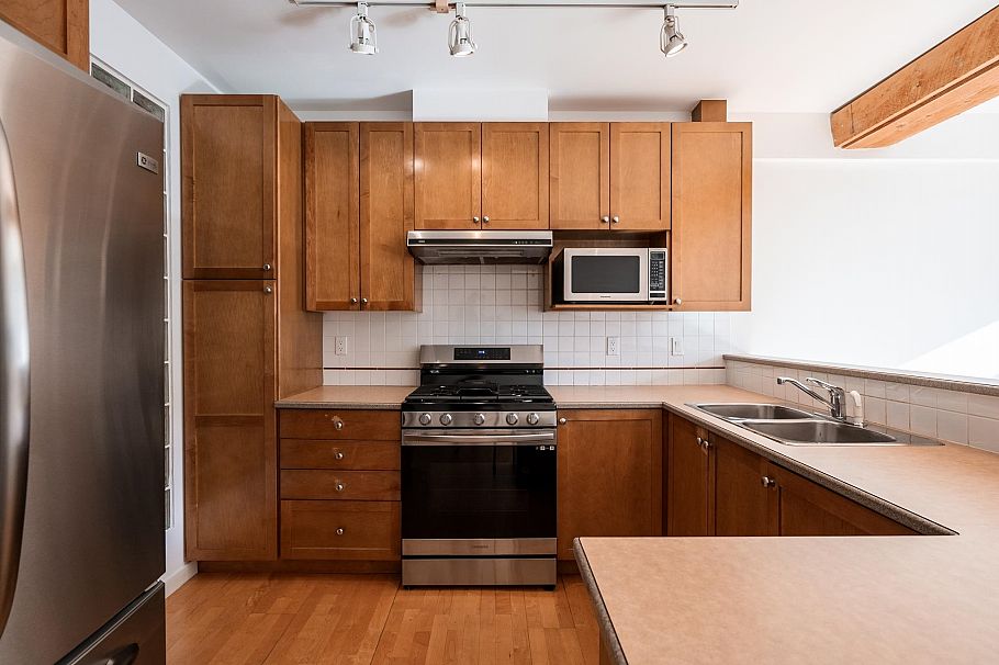 301 1238 Homer Street Vancouver, BC - 17