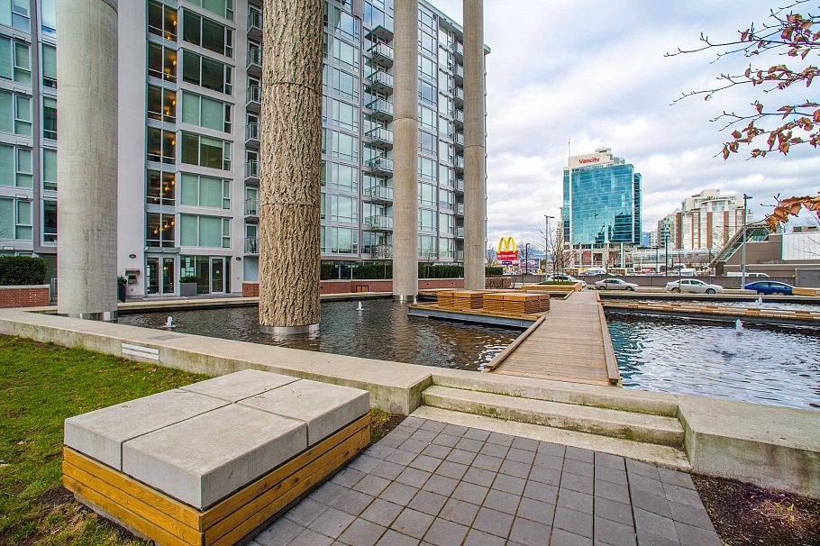 206 1618 Quebec Street Vancouver, BC - 22