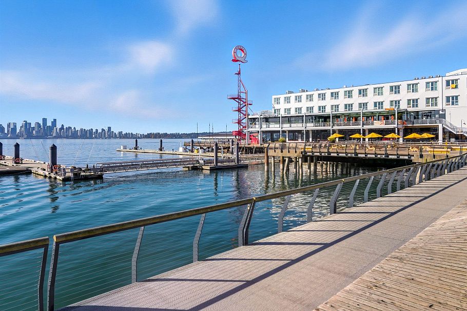 708 133 E Esplanade North Vancouver, BC - 31