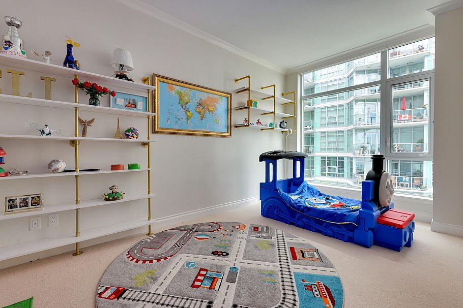 501 185 Victory Ship Way North Vancouver, BC - 17