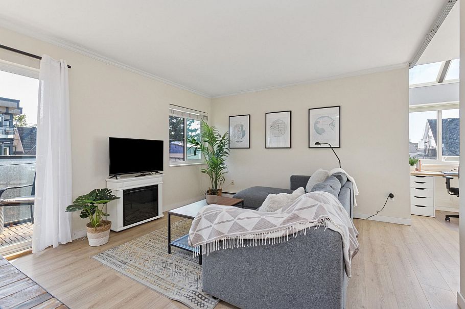 302 550 E 7th Avenue Vancouver, BC - 2