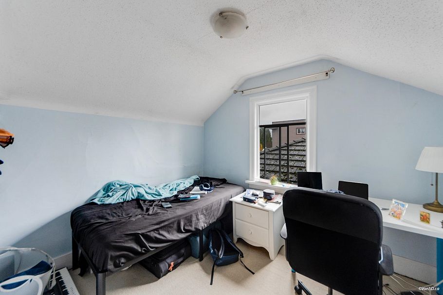 4358 Victoria Drive Vancouver, BC - 15