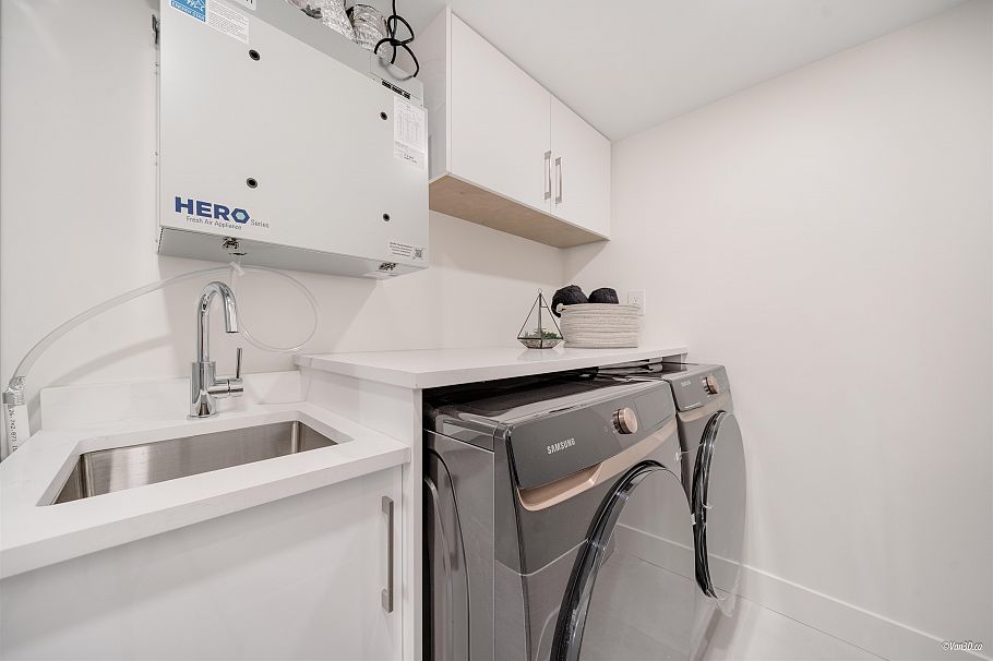 1167 E 63rd Avenue Vancouver, BC - 24