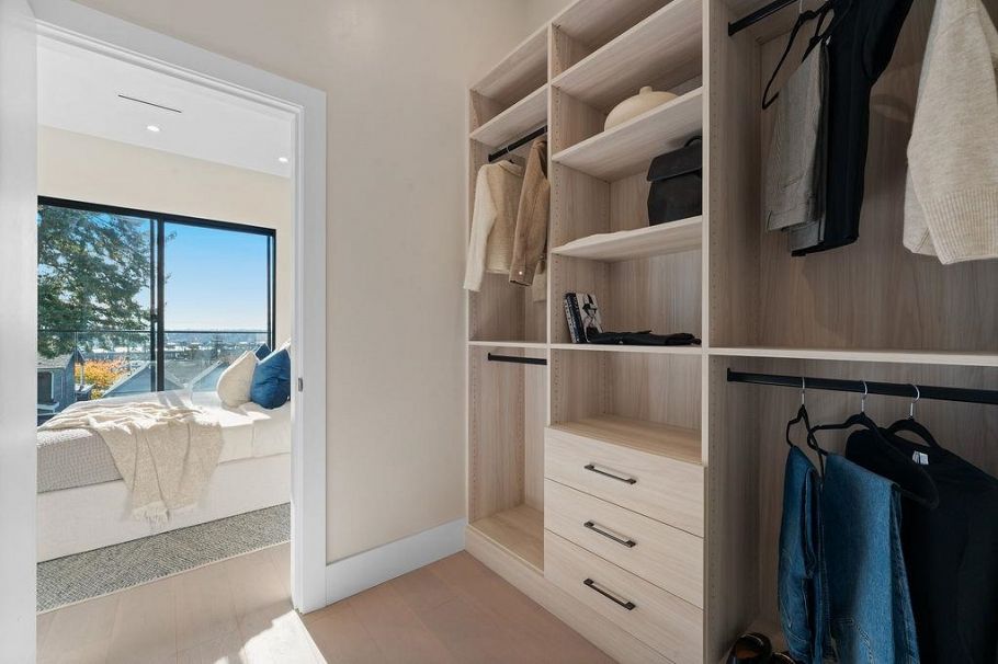 504 E 5th Street North Vancouver, BC - 25