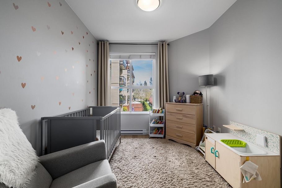 207 3205 Mountain Highway North Vancouver, BC - 19