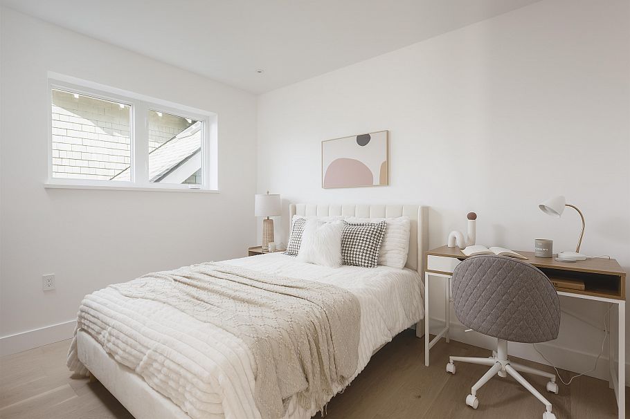 2 2130 E 2nd Avenue Vancouver, BC - 14