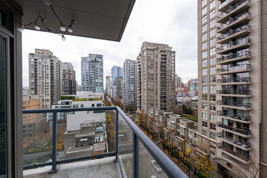 1006 928 Richards Street Vancouver, BC - 25