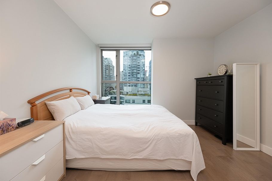 1006 928 Richards Street Vancouver, BC - 16