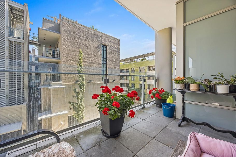 302 1616 Columbia Street Vancouver, BC - 15