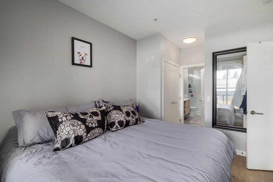 207 3205 Mountain Highway North Vancouver, BC - 16