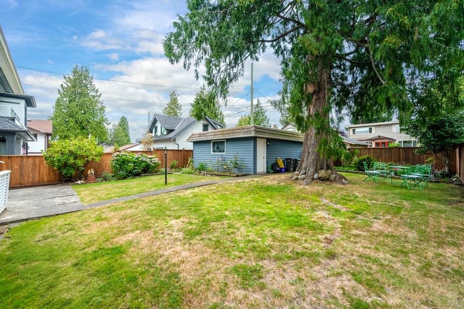 1653 W 62nd Avenue Vancouver, BC - 29