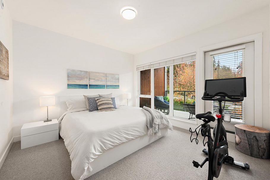 3 3595 Salal Drive North Vancouver, BC - 9