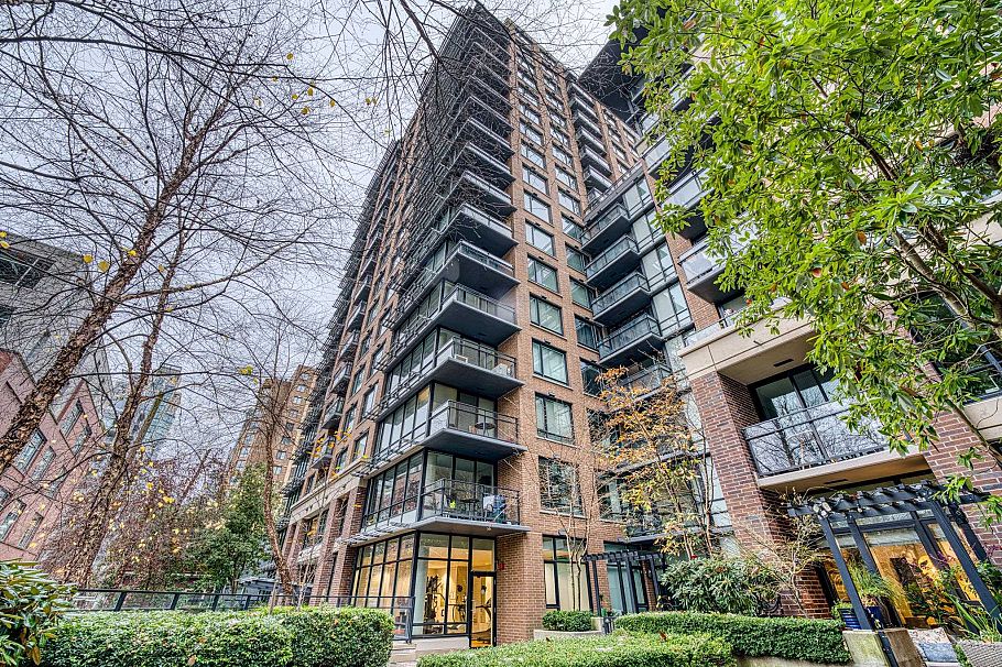 1807 1088 Richards Street Vancouver, BC - 1