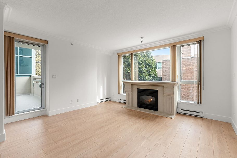 210 5770 Oak Street Vancouver, BC - 3