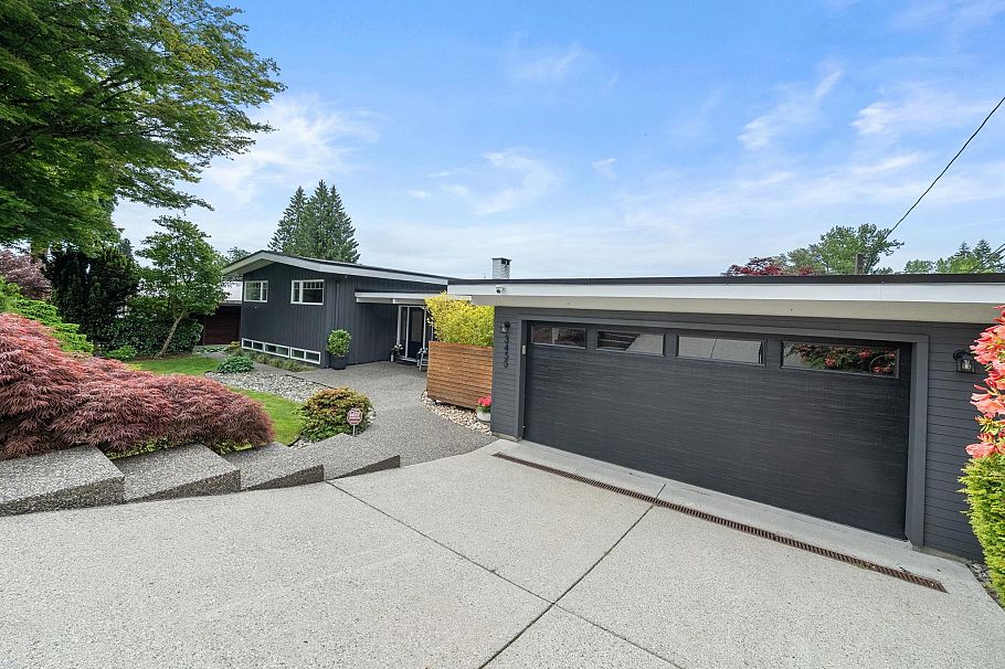 3455 Calder Avenue North Vancouver, BC - 40