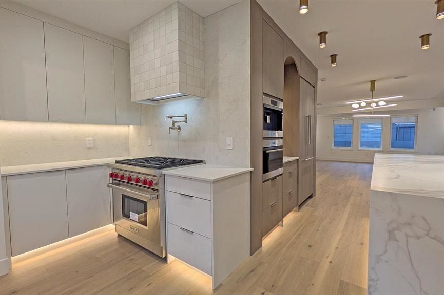 1139 W 33rd Avenue Vancouver, BC - 6