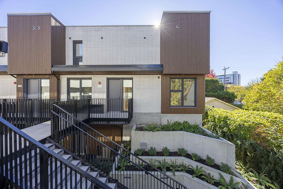 203 778 W 27th Avenue Vancouver, BC - 2