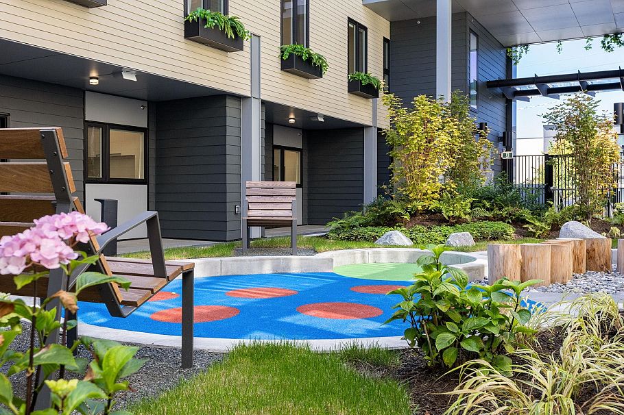 311 342 Mountain Highway North Vancouver, BC - 22