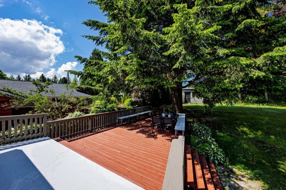 1427 Appin Road North Vancouver, BC - 14