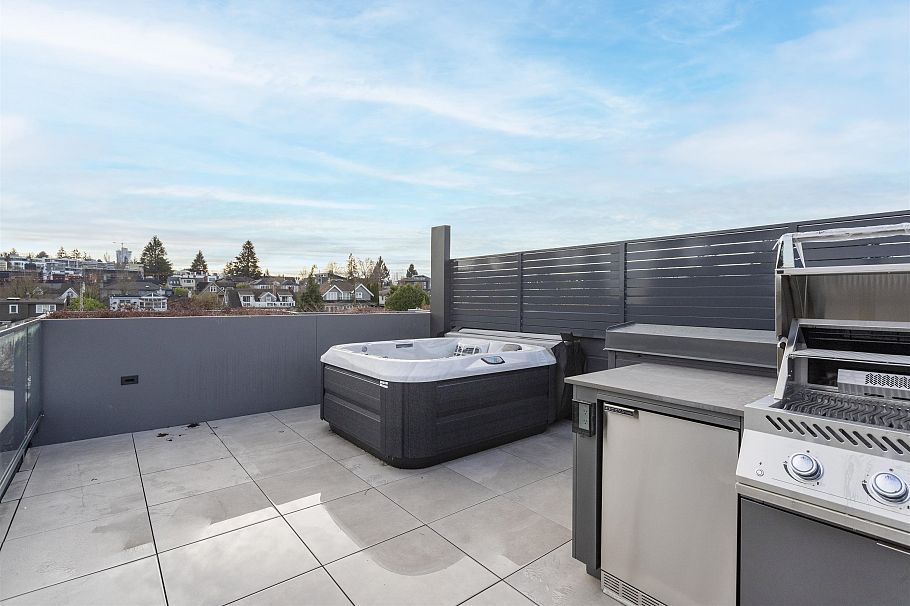 553 W 26th Avenue Vancouver, BC - 29