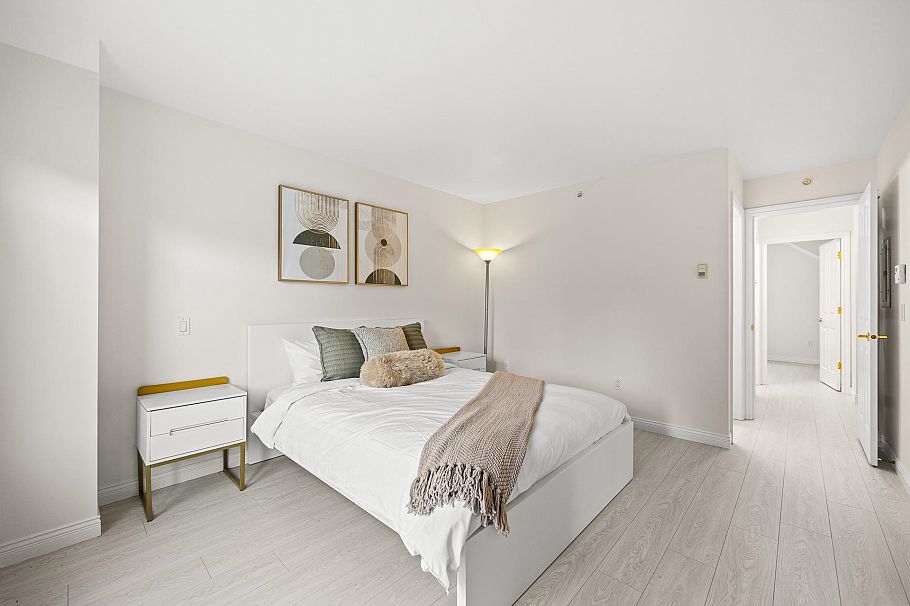 5406 Larch Street Vancouver, BC - 22