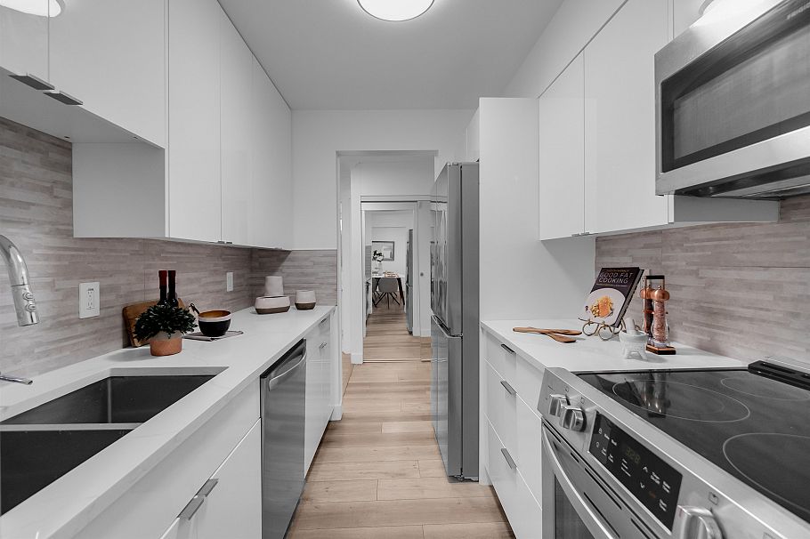 807 2004 Fullerton Avenue North Vancouver, BC - 12