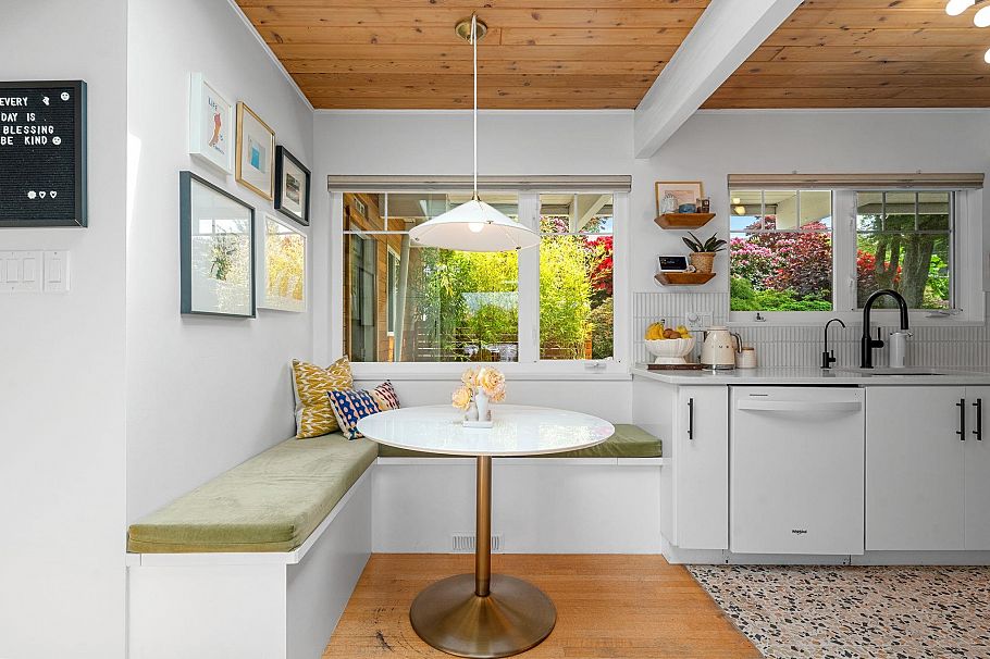 3455 Calder Avenue North Vancouver, BC - 16