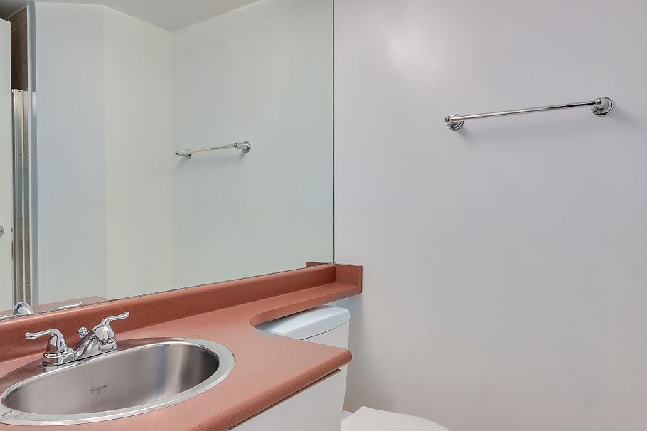 936 Richards Street Vancouver, BC - 27