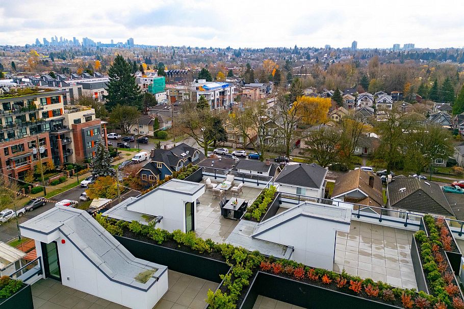 606 2268 E Broadway Vancouver, BC - 17