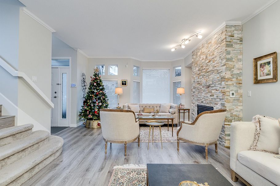 4 233 E 6th Street North Vancouver, BC - 9