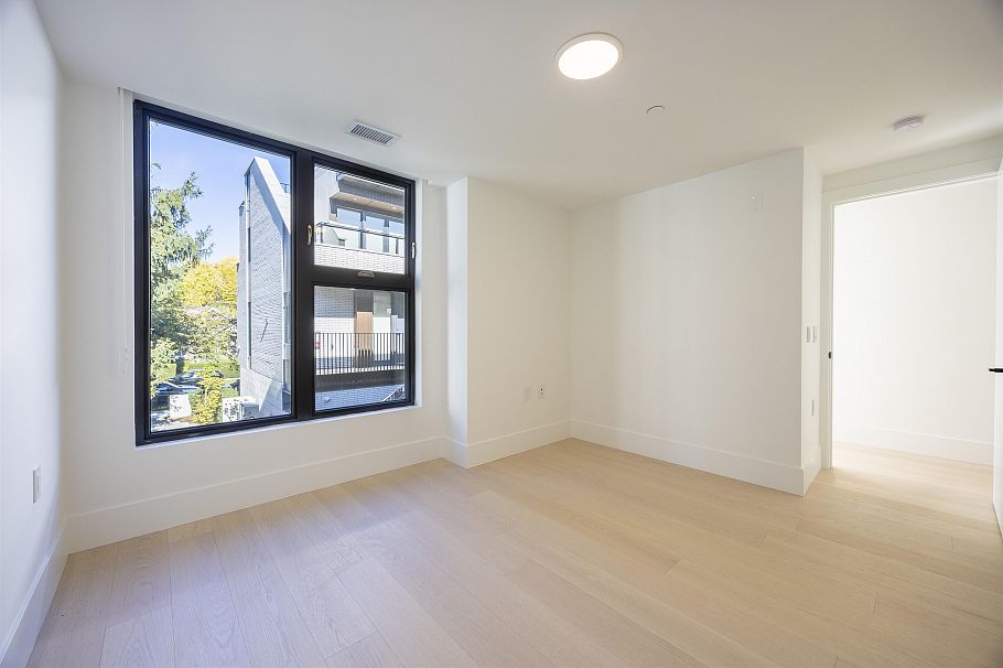 203 778 W 27th Avenue Vancouver, BC - 21