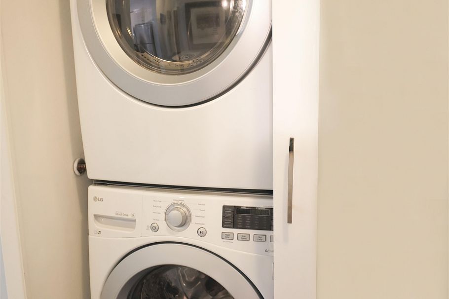 204 1550 Mariner Walk Vancouver, BC - 34