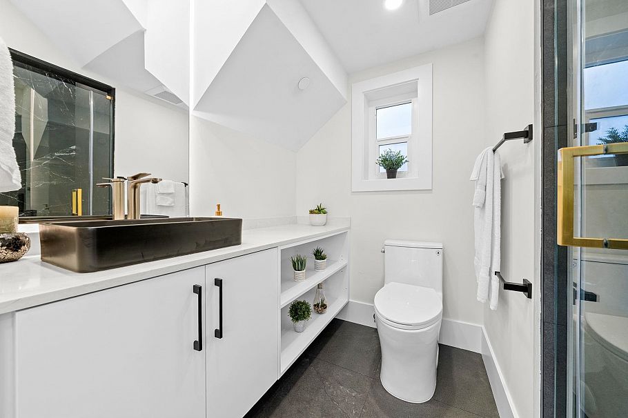 4320 Nanaimo Street Vancouver, BC - 22