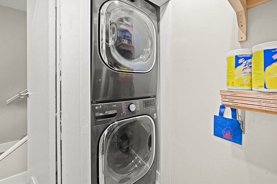 2333 Kirkstone Road North Vancouver, BC - 36