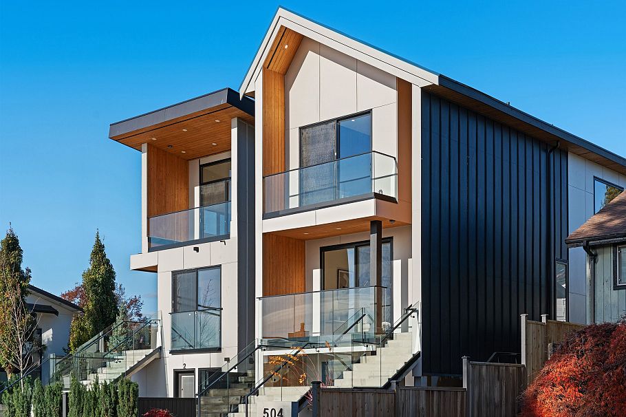 504 E 5th Street North Vancouver, BC - 1